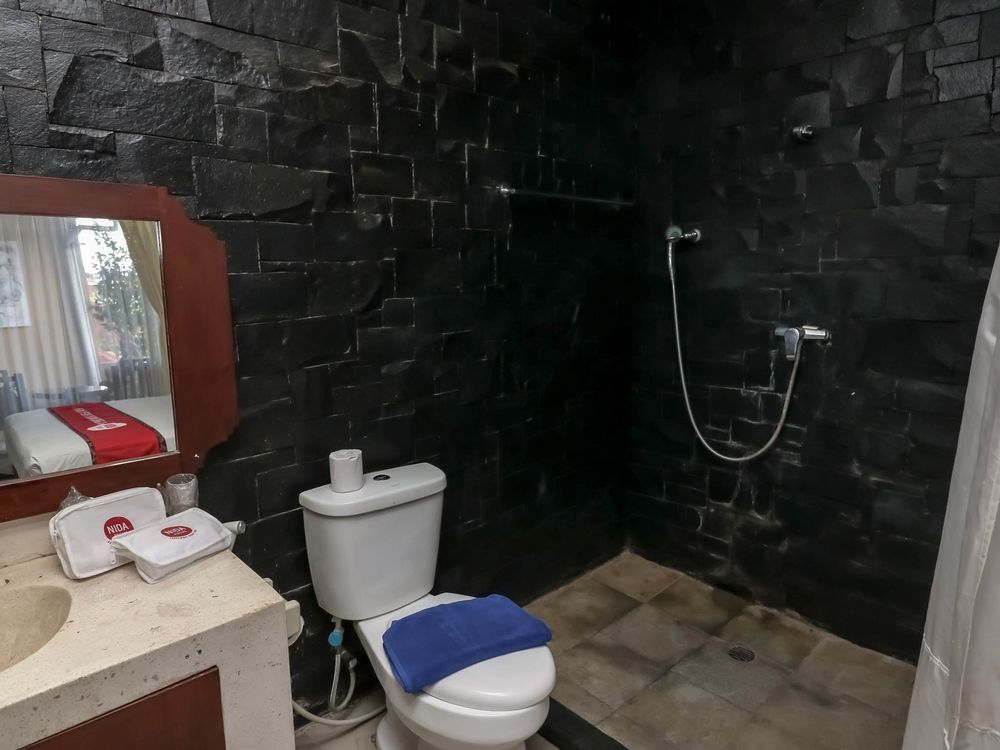 Legian Beach Hotel Kuta Lombok Extérieur photo